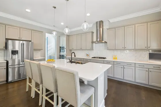 Lone Tree · open-plan entertainer